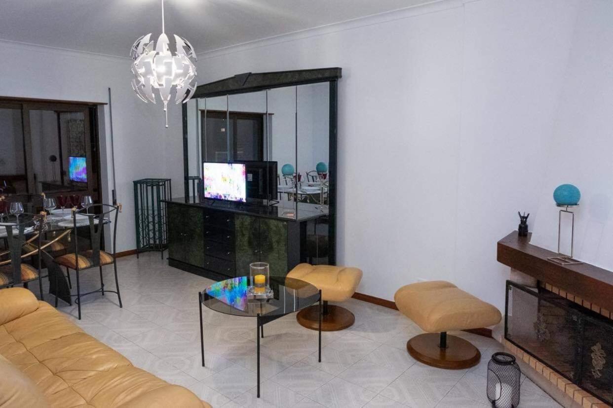 Central Apartment In Pombal بومبال المظهر الخارجي الصورة